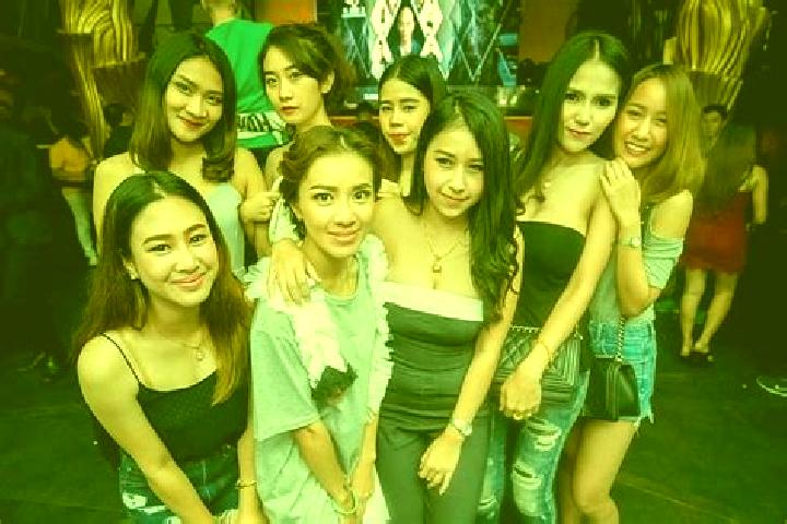 Penelope, 27 — Escort in Ban Chalong, Thailand