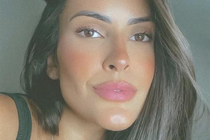 Penelope, 27 — Escort in Porecatu, Brazil