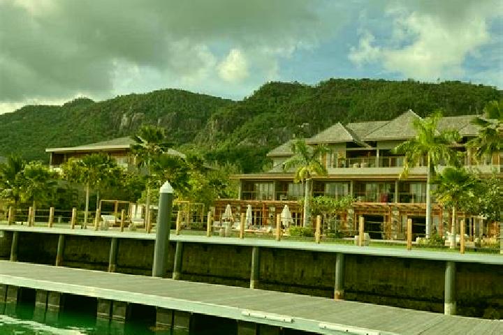 Penelope, 27 — Escort in Roche Caiman, Seychelles