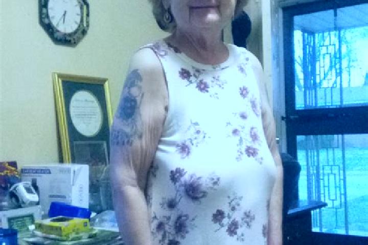 Penelope, 27 — Escort in Summertown, Australia