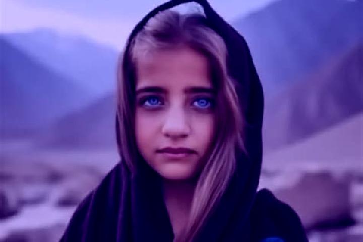 Penelope, 28, a blonde amber-eyed middle eastern companion based in Zbarazh. Offering CIM, Travel Companion, Overnight. Available for incall and outcall, ove...