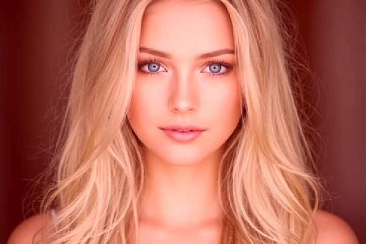 Penelope, 28, a blonde amber-eyed mixed companion based in Vaire. Offering Prostate Massage, Massage, Domination. Available for incall and outcall, overnight...