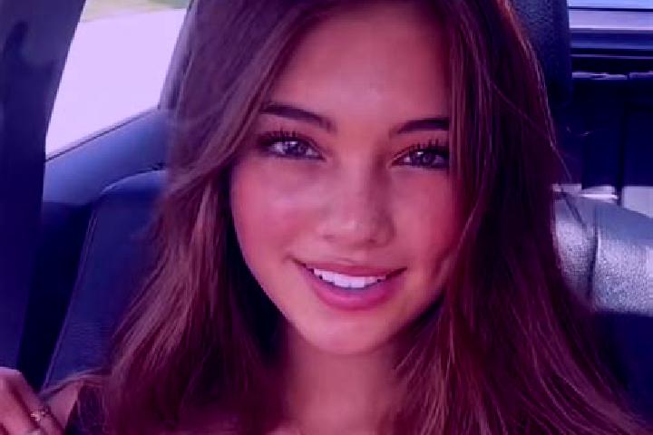 Penelope, 28, a brunette grey-eyed mixed companion based in Cabimas. Offering Duos, CIM, Roleplay. Available for incall and outcall, overnight bookings avail...