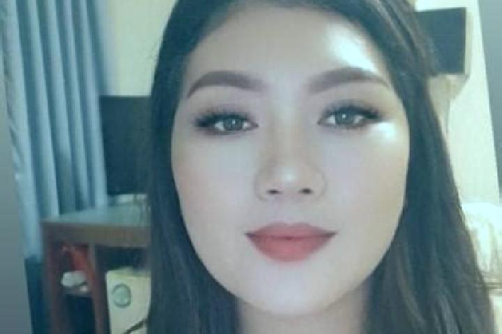 Penelope, 28, a chestnut grey-eyed ebony companion based in Yuanyang. Offering CIM, Duos, Prostate Massage, Travel Companion. Available for incall and outcal...