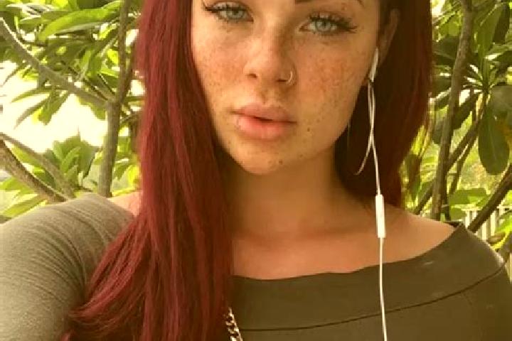 Penelope, 28, a red dark-eyed caribbean companion based in Mikuriya. Offering OWO, Dinner Date, CIM, Party Girl. Available for incall and outcall, day and ev...