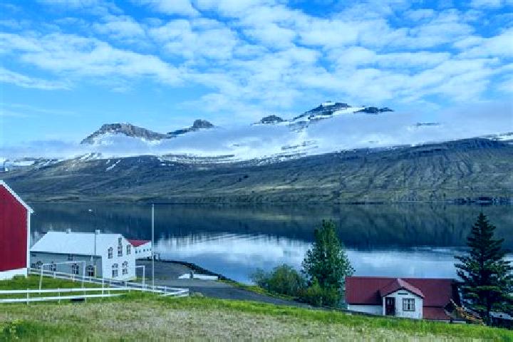 Penelope, 28 — Escort in Faskrudsfjoerdur, Iceland