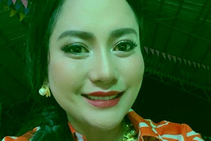 Penelope, 28 — Escort in Lingig, Philippines