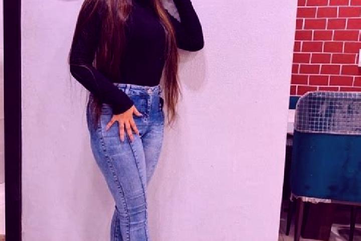 Penelope, 28 — Escort in Vapi INA, India