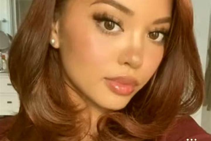 Penelope, 29, a auburn brown-eyed latina companion based in Bocki. Offering Travel Companion, BDSM, Girlfriend Experience, Dinner Date. Available for incall ...