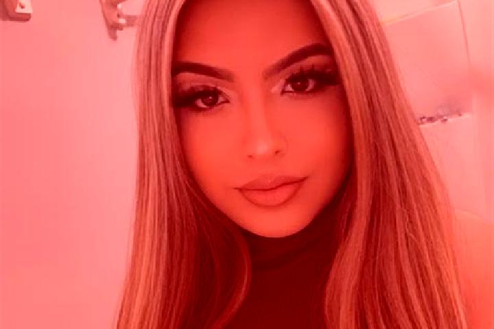 Penelope, 29, a blonde dark-eyed latina companion based in Hongping. Offering OWO, Striptease, Couples, GFE. Available for incall and outcall, overnight book...
