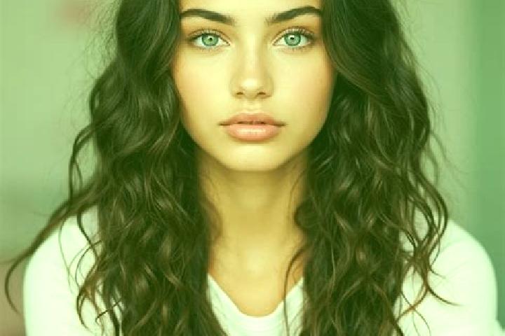 Penelope, 29, a brunette amber-eyed mediterranean companion based in Terung. Offering Overnight, Massage, A-Level. Available for incall and outcall, overnigh...