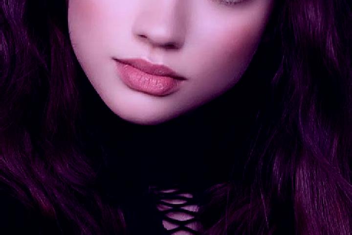 Penelope, 29, a brunette grey-eyed european companion based in Nawalakaha. Offering 69, A-Level. Available for incall and outcall, day and evening dates.