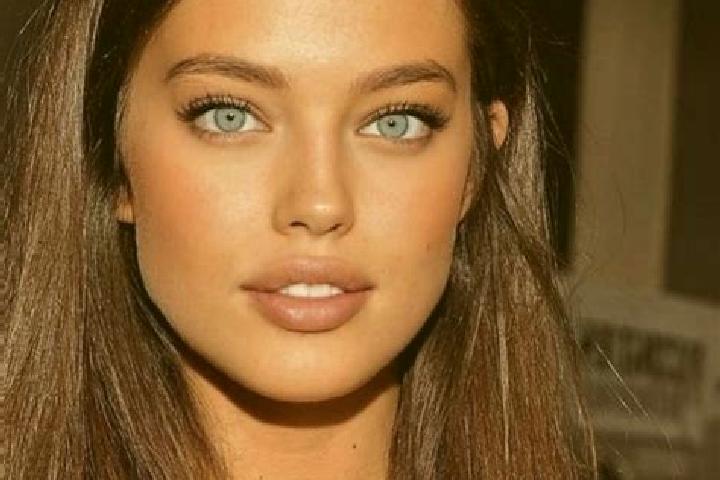 Penelope, 29, a chestnut grey-eyed middle eastern companion based in Vincent. Offering Party Girl, Massage, GFE, Dinner Date. Available for incall and outcal...