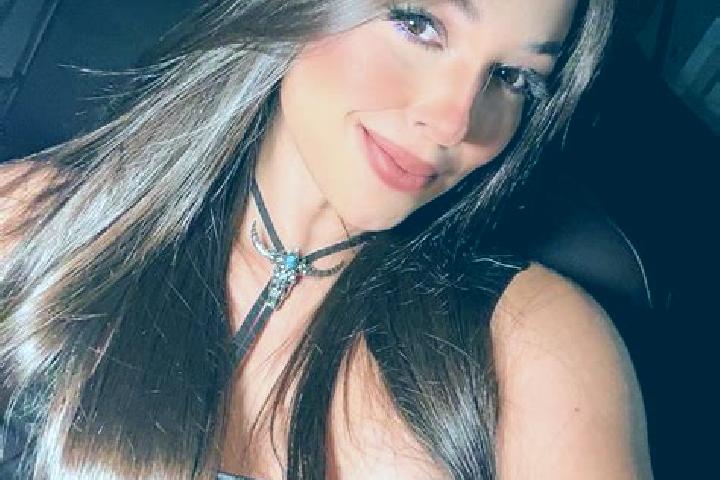 Penelope, 29 — Escort in Uruacu, Brazil
