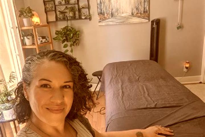 Penelope, 30, a auburn grey-eyed ebony companion based in Vendin-le-Vieil. Offering Travel Companion, Domination, Massage, Duos, OWO. Available for incall an...