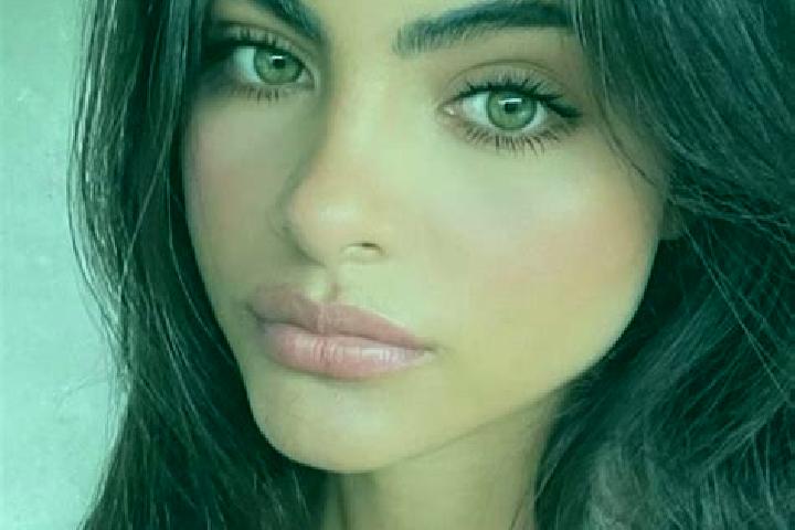 Penelope, 30, a black hazel-eyed latina companion based in Omitara. Offering Fetish, Travel Companion, Erotic Massage, Striptease. Available for incall and o...