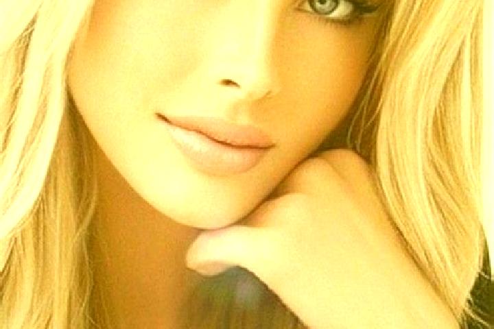 Penelope, 30, a dark blonde brown-eyed caucasian companion based in O Paramo. Offering Domination, Dinner Date, Roleplay, BDSM, Massage. Available for incall...