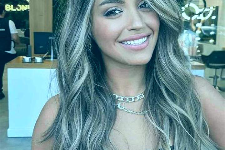Penelope, 30, a dark blonde brown-eyed mediterranean companion based in Van Thanh. Offering Couples, 69, BDSM. Available for incall and outcall, overnight bo...