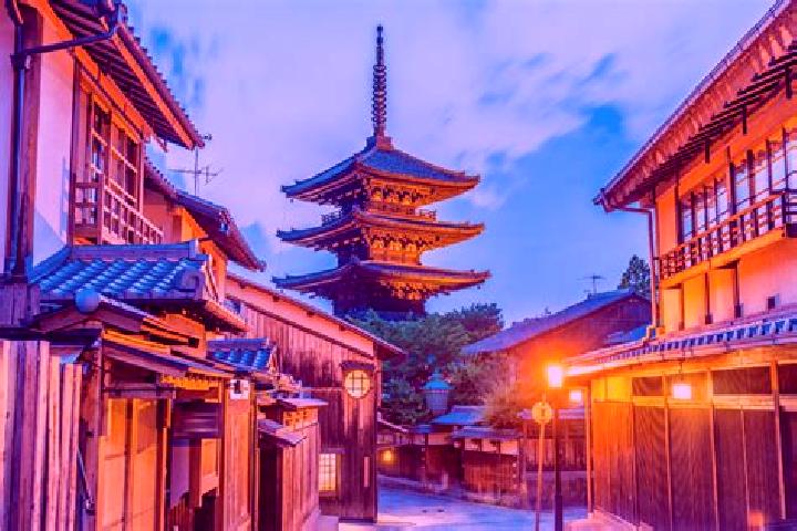 Penelope, 30 — Escort in Kyoto, Japan