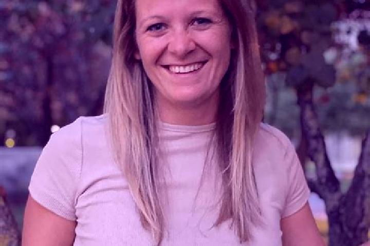 Penelope, 30 — Escort in Lacken, Austria