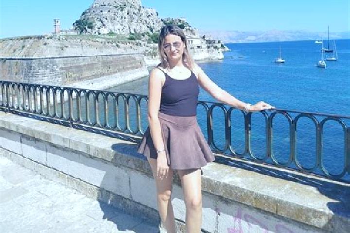 Penelope, 30 — Escort in Malusteni, Romania