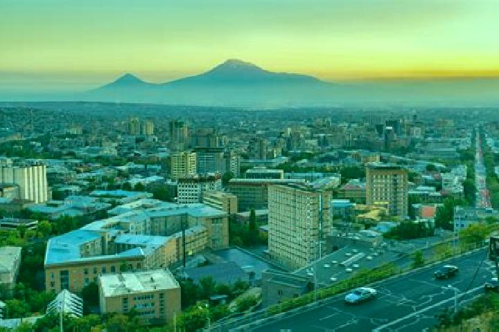 Penelope, 30 — Escort in Monteavan, Armenia