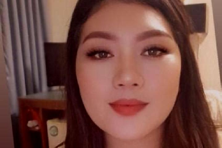 Penelope, 31, a chestnut dark-eyed caucasian companion based in Chengshang. Offering A-Level, Overnight, Fetish, Prostate Massage. Available for incall and o...