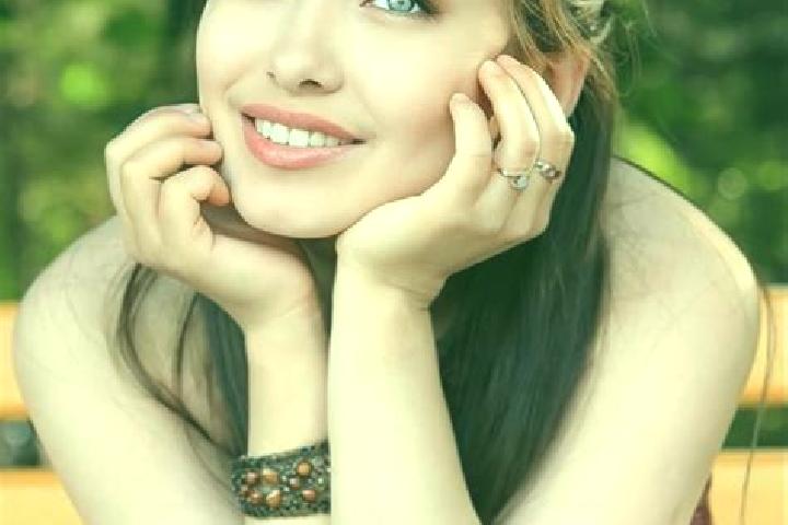 Penelope, 31, a red blue-eyed asian companion based in Castril. Offering Overnight, Duos, Roleplay. Available for incall and outcall, day and evening dates.