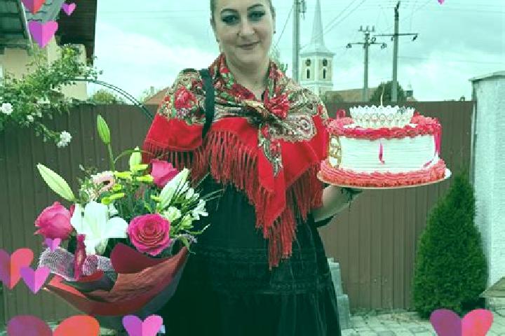 Penelope, 31 — Escort in Apa, Romania