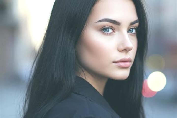 Penelope, 32, a red blue-eyed latina companion based in Leiming. Offering Erotic Massage, Deep French Kissing, Dinner Date, Roleplay. Available for incall an...