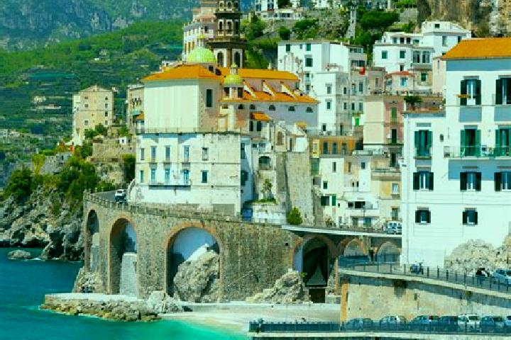 Penelope, 32 — Escort in Corcagnano, Italy