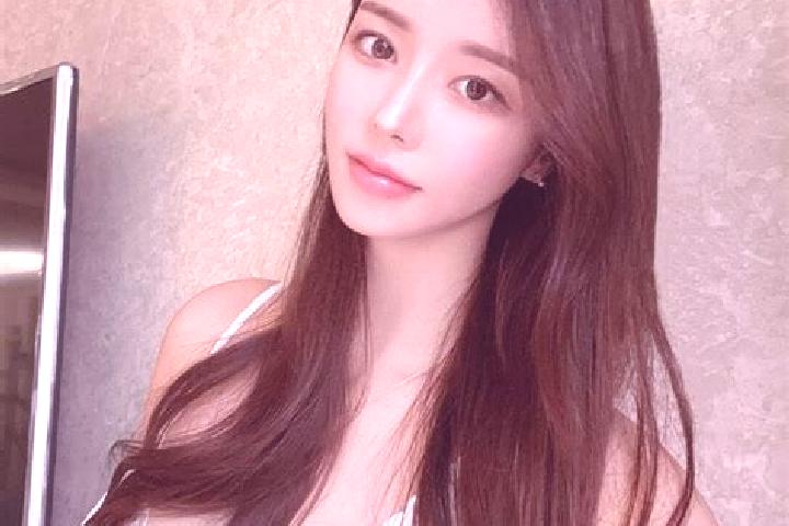 Penelope, 32 — Escort in Wangkui, China