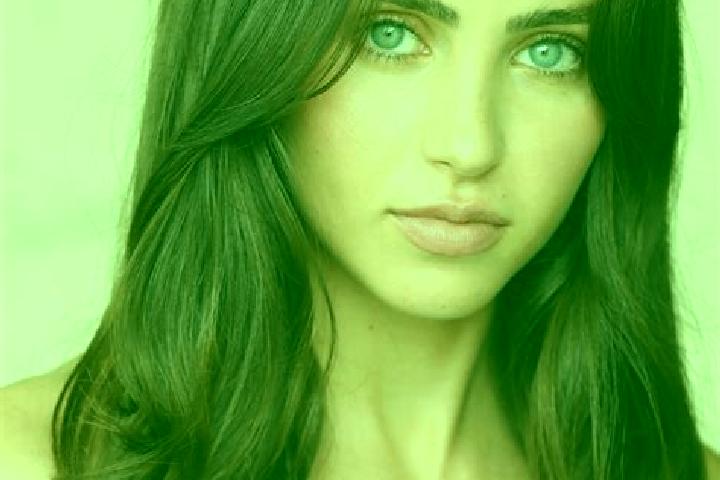 Penelope, 33, a auburn brown-eyed mediterranean companion based in Port Denison. Offering 69, Massage. Available for incall and outcall, day and evening dates.