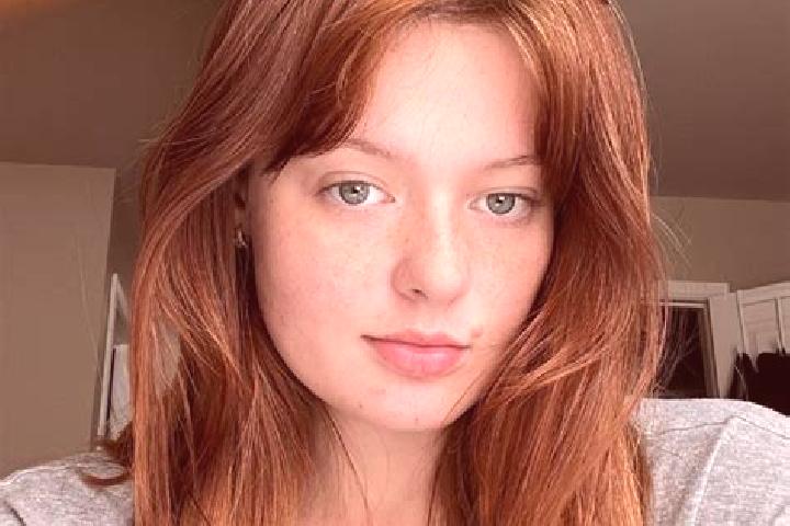Penelope, 33, a auburn grey-eyed european companion based in Southall. Offering Erotic Massage, Deep French Kissing, Dinner Date. Available for incall and ou...