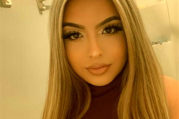 Penelope, 33, a blonde dark-eyed latina companion based in Udeni. Offering Girlfriend Experience, Overnight. Available for incall and outcall, overnight book...