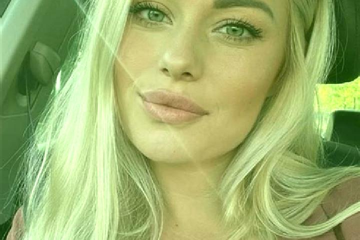 Penelope, 33, a blonde hazel-eyed ebony companion based in Borca. Offering Deep French Kissing, Prostate Massage, OWO. Available for incall and outcall, day ...
