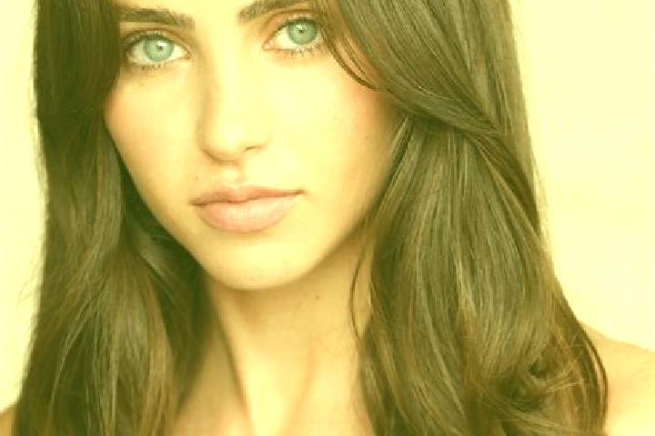 Penelope, 33, a chestnut dark-eyed caribbean companion based in Wolfratshausen. Offering CIM, Domination, Striptease. Available for incall and outcall, overn...