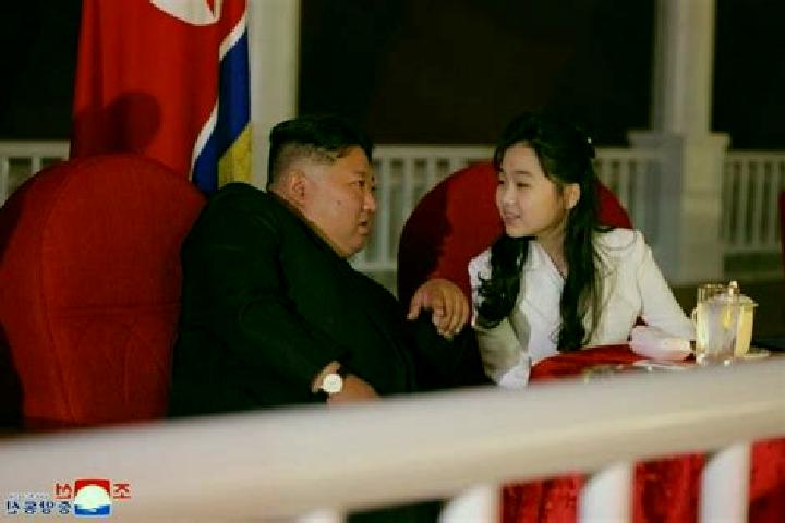Penelope, 33 — Escort in Rajin, North Korea