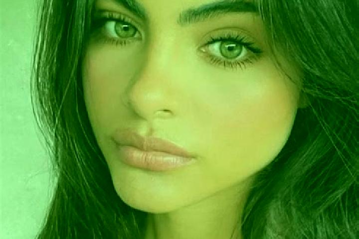 Penelope, 34, a black hazel-eyed caucasian companion based in Babatorun. Offering BDSM, Roleplay, Travel Companion. Available for incall and outcall, overnig...