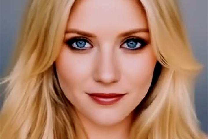 Penelope, 34, a blonde dark-eyed caucasian companion based in Brzeznio. Offering Deep French Kissing, Travel Companion, CIM. Available for incall and outcall...