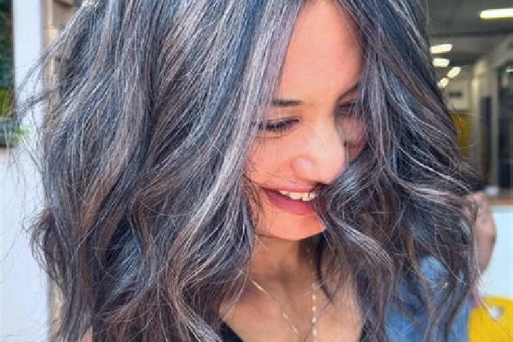 Penelope, 34, a brunette grey-eyed caribbean companion based in Jankov. Offering Duos, Domination, GFE, Overnight, Roleplay. Available for incall and outcall...