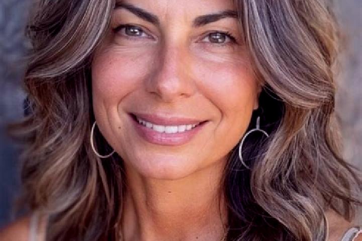 Penelope, 34, a brunette grey-eyed european companion based in Bieliny. Offering Erotic Massage, GFE, Prostate Massage, BDSM. Available for incall and outcal...