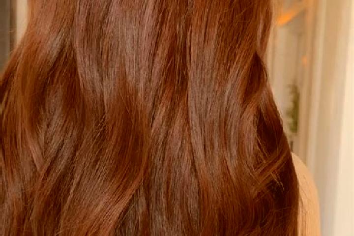 Penelope, 34, a red brown-eyed asian companion based in Yengiawat. Offering GFE, Erotic Massage, 69, Dinner Date, Striptease. Available for incall and outcal...