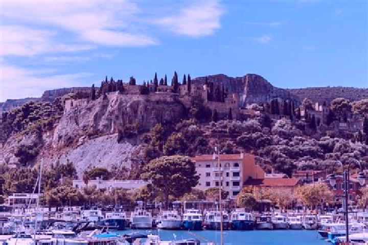 Penelope, 34 — Escort in Cassis, France