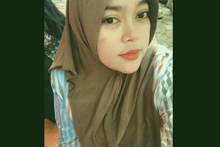Penelope, 34 — Escort in Wuluhan, Indonesia