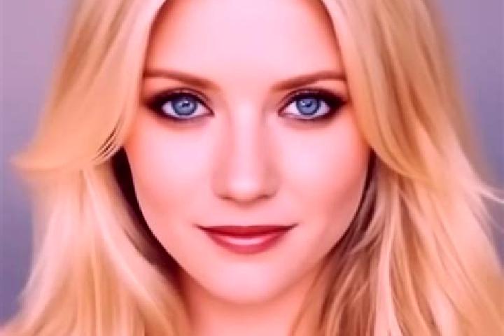 Penelope, 35, a blonde amber-eyed indian companion based in Reuth. Offering Couples, Roleplay, Striptease. Available for incall and outcall, overnight bookin...