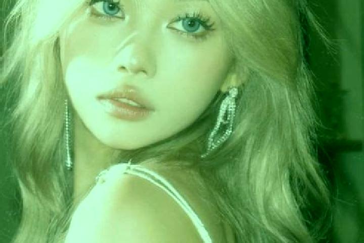 Penelope, 35, a blonde grey-eyed asian companion based in Emmerhout. Offering BDSM, OWO, Tantra, Roleplay. Available for incall and outcall, overnight bookin...