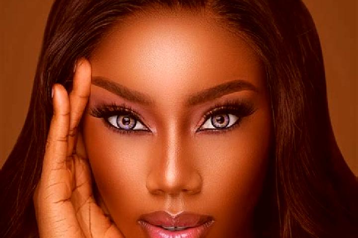Penelope, 35, a red blue-eyed ebony companion based in Boeslunde. Offering Couples, 69, Duos, Erotic Massage. Available for incall and outcall, overnight boo...