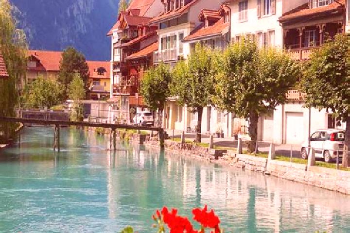 Penelope, 35 — Escort in Gals, Switzerland