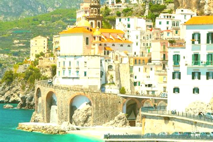 Penelope, 35 — Escort in Pornassio, Italy